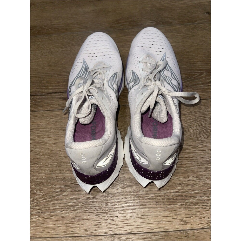 Women's Saucony Endorphin Speed 4, Moon/Plum, 12 US